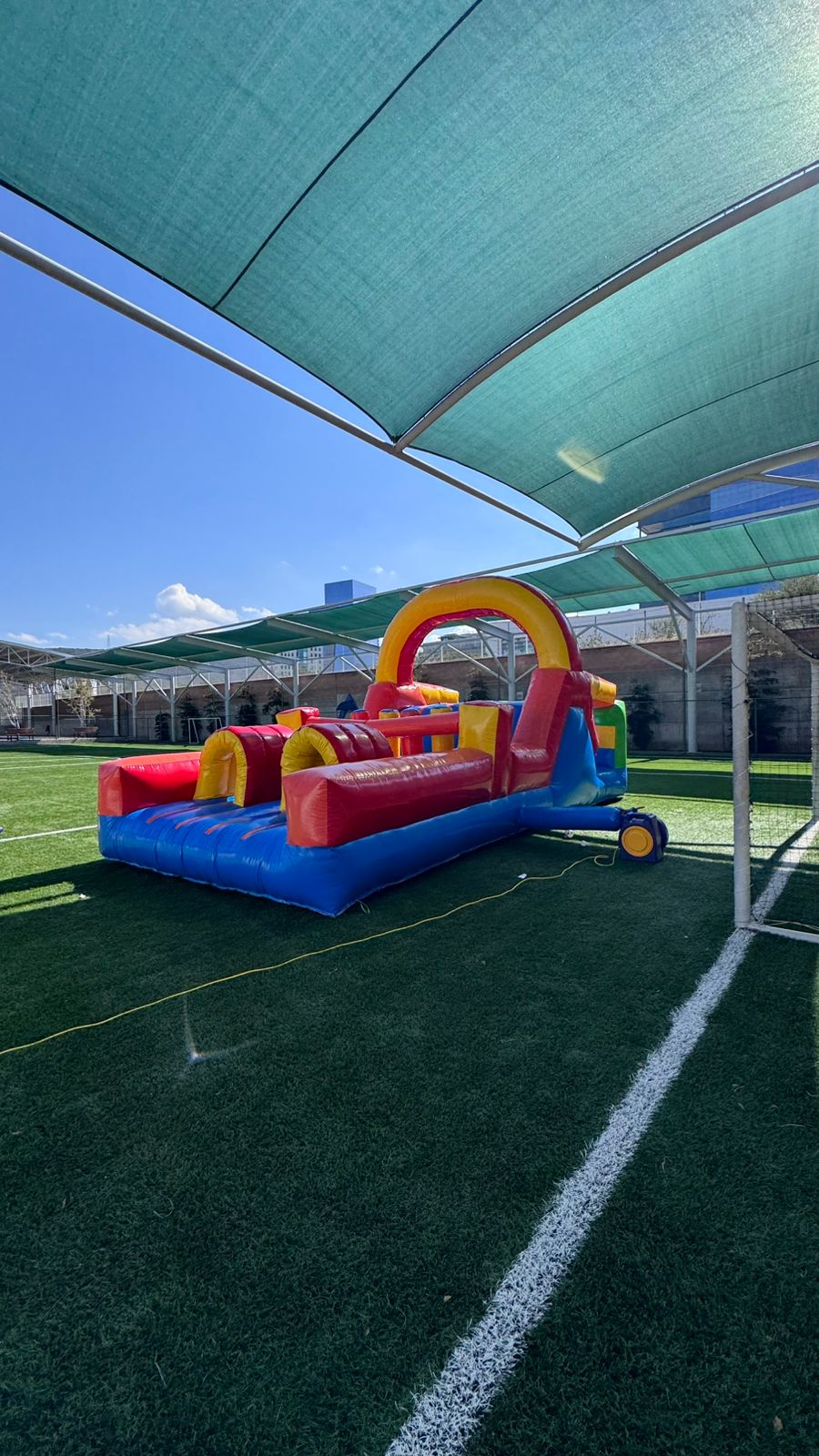 Inflable Carrera de Obstáculos para eventos en Querétaro